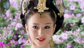 公元前16年7月13日：汉成帝立赵飞燕为皇后