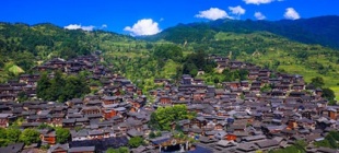 1956年7月23日：贵州黔东南苗族侗族自治州成立