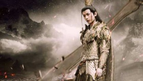 《琉璃美人煞》禹司凤的面具为什么一半哭一半笑