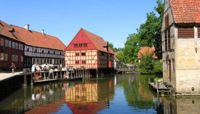 丹麦为什么有两首国歌