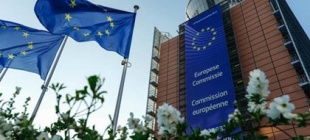 2001年9月4日：欧盟委员会通过亚洲新战略