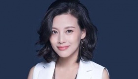 《以家人之名》齐明月妈妈的扮演者