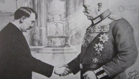 俾斯麦和希特勒哪个厉害