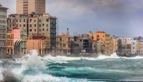 厄尔尼诺是指温度什么现象