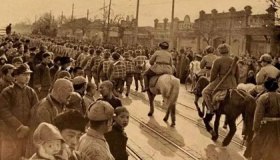 北平起义傅作义放走了哪三个国军将领