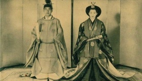 日本侵华时的天皇是谁