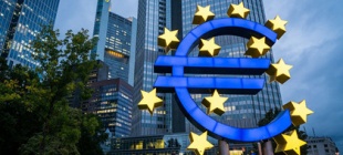 1952年7月23日：欧洲煤钢共同体正式成立