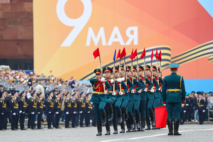 6月24日举行 俄罗斯为何如此重视红场阅兵