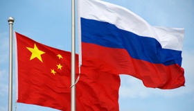 俄罗斯什么时候与中国建交