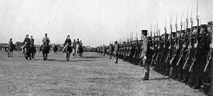 1905年5月14日：袁世凯练成北洋新军