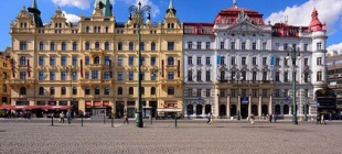 1992年7月23日：捷克和斯洛伐克分裂