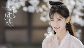 《且听凤鸣》中朝歌是谁