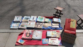 摆地摊卖什么最赚钱而且很受欢迎