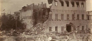 1896年8月27日：英国军队炮轰的桑给巴尔皇宫