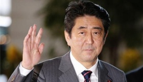 为什么安倍晋三能当这么久首相