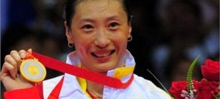 2008年8月16日：张宁蝉联奥运会女子单打冠军