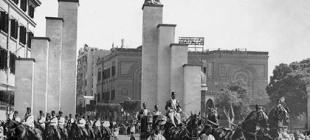 1954年7月27日：英国结束对埃及72年的占领