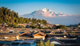 丽江古城是什么时候建的