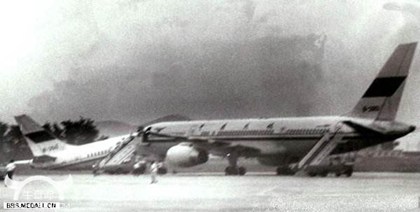1990年10月2日：厦门航空公司发生劫机事件
