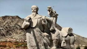 左宗棠是不是民族英雄