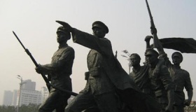 武昌起义第一枪是谁打响的