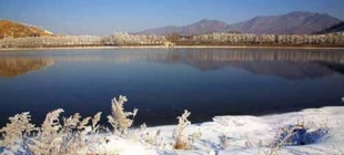 1937年7月12日：张寒晖谱写《松花江上》