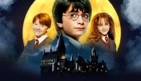 《哈利波特与魔法石》剧情详细介绍