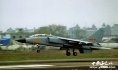 歼轰-7A”飞豹”战斗轰炸机