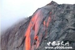 美国国家公园惊现壮观的“火瀑布”