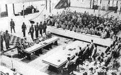 日本投降全过程：从最后的疯狂到溃败