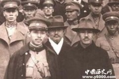 张学良被软禁后，老蒋如何瓦解20万东北军？