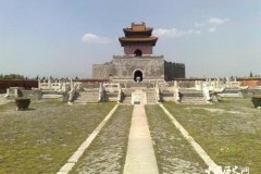 孝庄死后为何不愿与皇太极合葬？