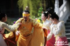 宋度宗几经波折立为太子