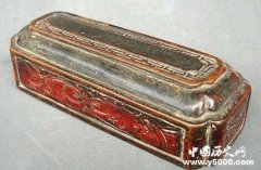 古代审案时会用“惊堂木”吗