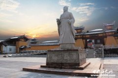 管仲：春秋初期第一政治家