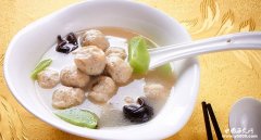 周庄美食水乡青青：色泽翠绿的爽口生鲜