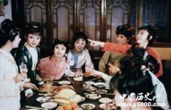 红楼梦中的贾府螃蟹宴是如何洗手的