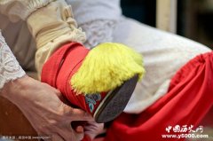 中国古代妇女为何要缠足