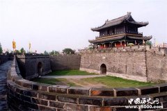 攻下荆州后曹操遇到了问题