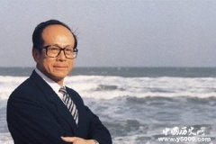 李嘉诚的塑胶创业危机