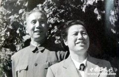 我军第一支特种兵部队成立的时间？