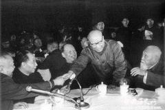 董其武被授予上将军衔的故事