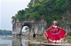 桂林山水甲天下的景观