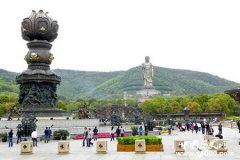 灵山大佛和灵山梵宫-最大的露天释迦牟尼像