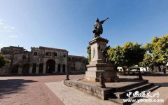 哥伦布怎么发现新大陆的