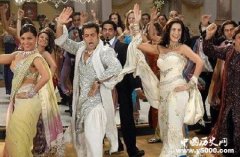 印度电影唱歌跳去的风格由来