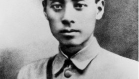 周恩来在黄埔军校建立政治工作制度