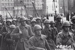 丘吉尔主动援助苏联的原因