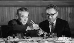 周恩来的外交故事