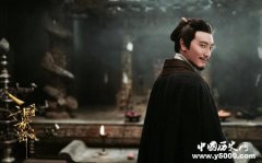 潜龙在渊是什么意思